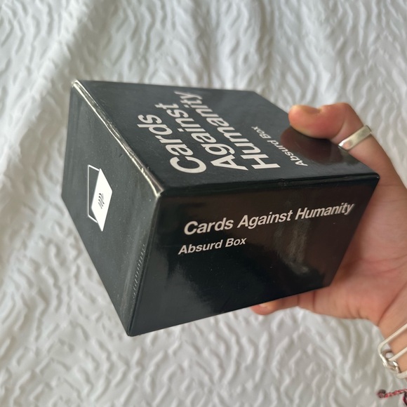Cards Against Humanity - Picture 3 of 4